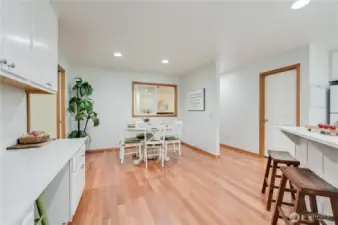 Another shot of the breakfast nook