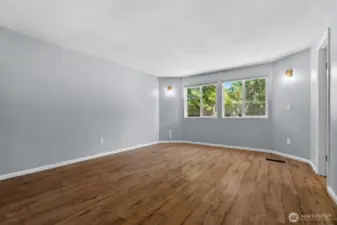 Primary bedroom (Upper)