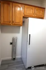 Mud room, dryer hook-up, freezer