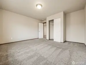 2nd bedroom, view of the front yard