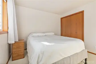 2nd Bedroom