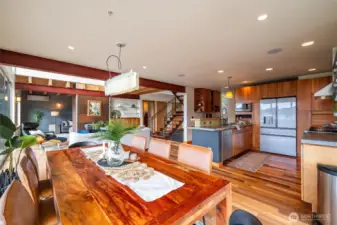 Beautiful warm tones in a modern design.