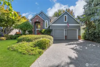 Home offers 3 bedrooms, 2 1/2 bath and 2 car garage