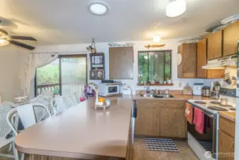 Kitchen with breakfast bar seating