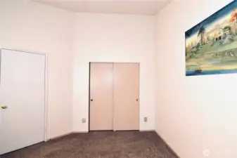 Primary Bedroom - Closet