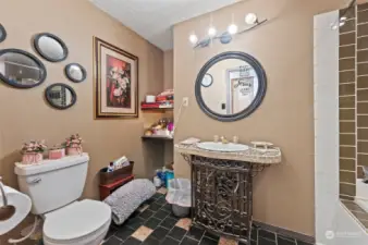 Full Bathroom