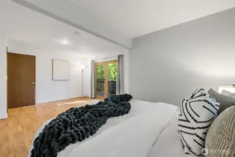 Master bedroom Main Floor
