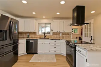 Newly updated kitchen with all the amenities.