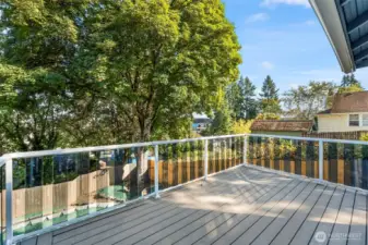 New low profile composite deck. There's a gas stub for grilling too!