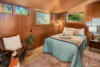 Main cabin bedroom