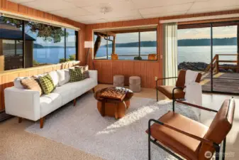 Smaller cabin sitting room