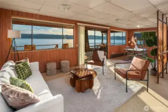 Smaller cabin sitting room