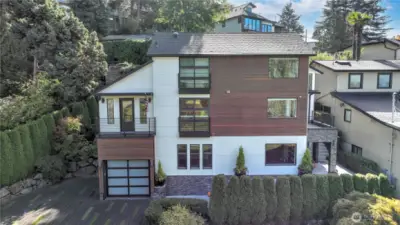 Beautiful lot offering peace and serenity.