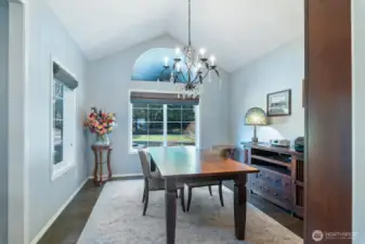 This bonus room is off the kitchen, and performs as a formal dining space or home office.  Ready for your personal touches.