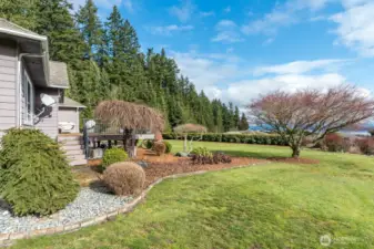 A home symbiotic with nature is more than just a dwelling - it's a living, breathing space that harmonizes with its environment. It embraces natural materials, passive design, and a seamless indoor-outdoor connection, creating a sanctuary that feels both timeless and regenerative.