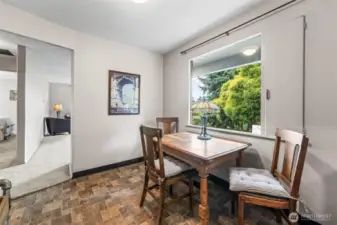 Kitchen eating area