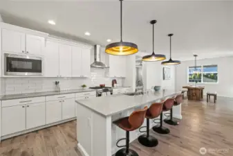 Large Island with Quartz Counters