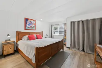 Yes - that is a King sized bed and still lots of space in the Primary Bedroom