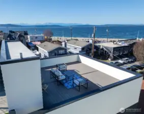 Look at this amazing view! Water, Mountains, Ferries and more!