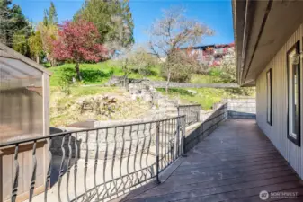 Wrap Around Trex Deck