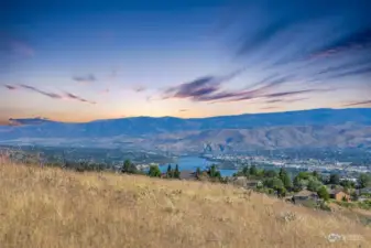 Don't miss out on this opportunity to build your dream home & wake up to best view of the entire Wenatchee Valley!