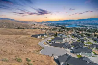 This lot was selectively placed for you to enjoy stunning views of the Wenatchee Valley, Columbia River and the Enchantments from every angle!