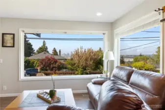 Huge windows overlook sweeping Seattle & Bellevue views