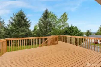 Oversized deck with access to yard below