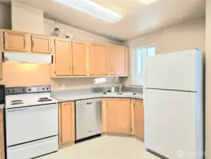 Spacious Kitchen