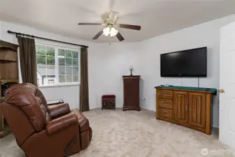 Bonus room off the primary suite