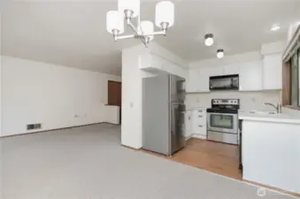 Open kitchen with all the necessities.