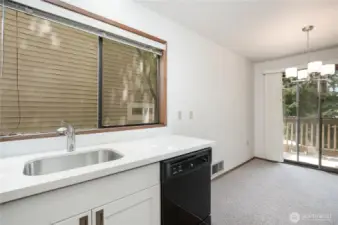 Neutral tones create a clean, inviting atmosphere—an appealing option for potential renters.