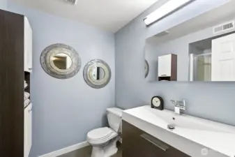 updated bathroom off 2nd bedroom