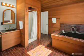 Personal sauna and spa-style jacuzzi retreat