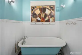 Clawfoot Tub