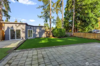 Detached studio, office or creative space.