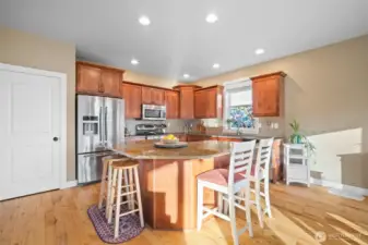 Granite Island with plenty of space for barstools.