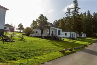 Roche Harbor Cottages, just a short walk from lot location.