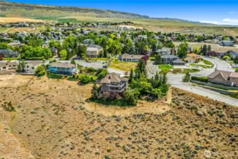 Lots of space surrounding home.