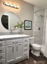 Primary ensuite bath