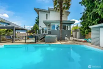 Heated Salt Water Pool and Salt Water Hot tub require minimal upkeep and are perfect for entertaining.