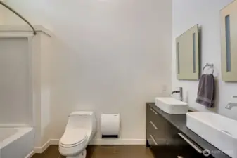 2nd Floor - Full bath with two sinks