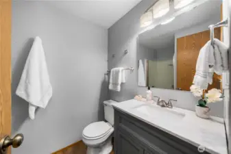 Private 3/4 bath in primary!