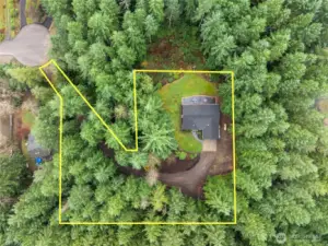 Outline is an approximation only.