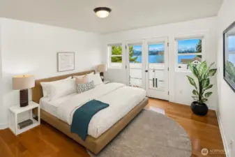 Primary Bedroom (2nd Floor)