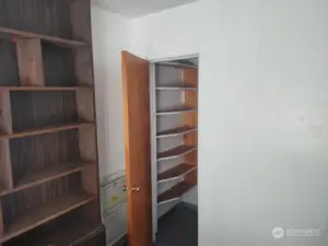 Main Floor Bedroom/Office Closet