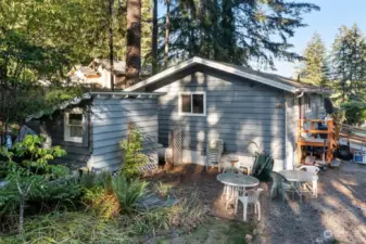 Additional storage shed in the back.