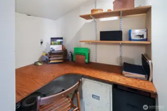 Space off Primary Bedroom