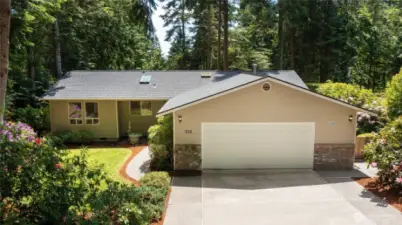 Welcome to 338 Snohomish Dr!