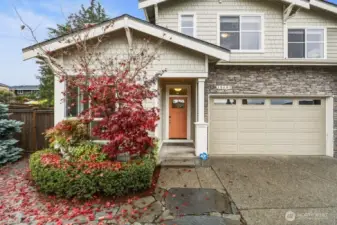 Super private end of cul-de-sac location